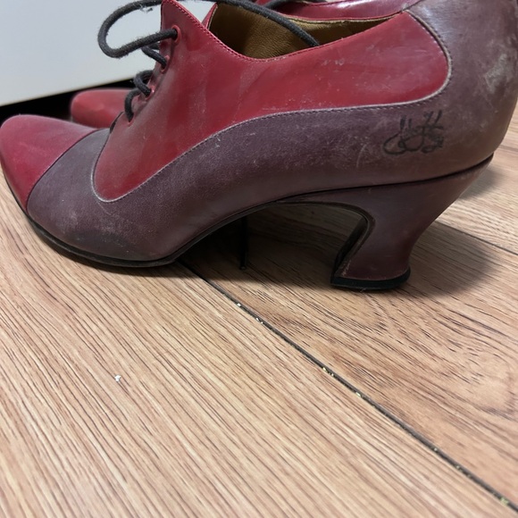 John Fluevog Red and Brown Heeled Shoes - Picture 2 of 6